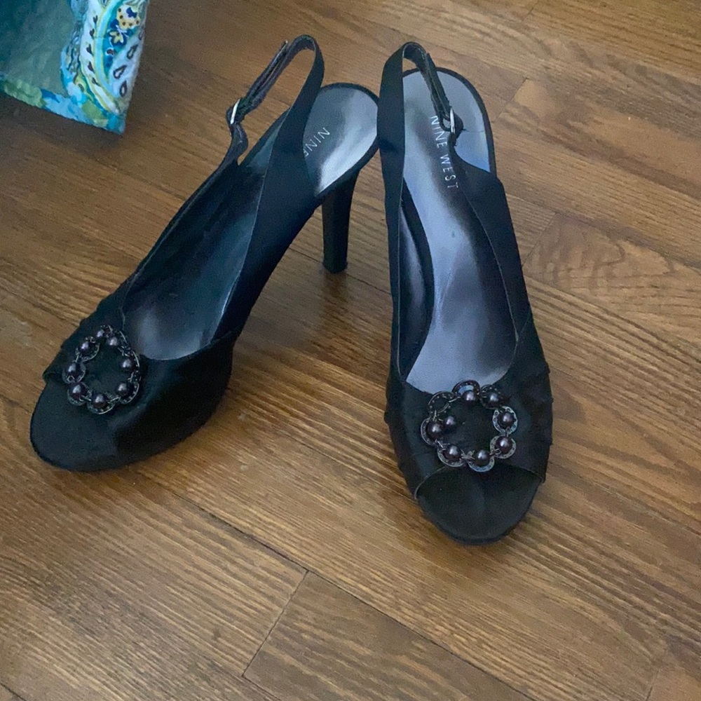 Black dress heels worn once